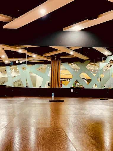 Gold's Gym - Mall @ Alam Sutera