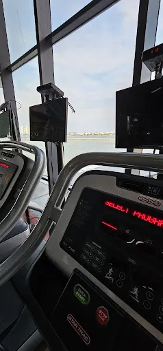 Goldsbgy Baywalk  Mall Pluit